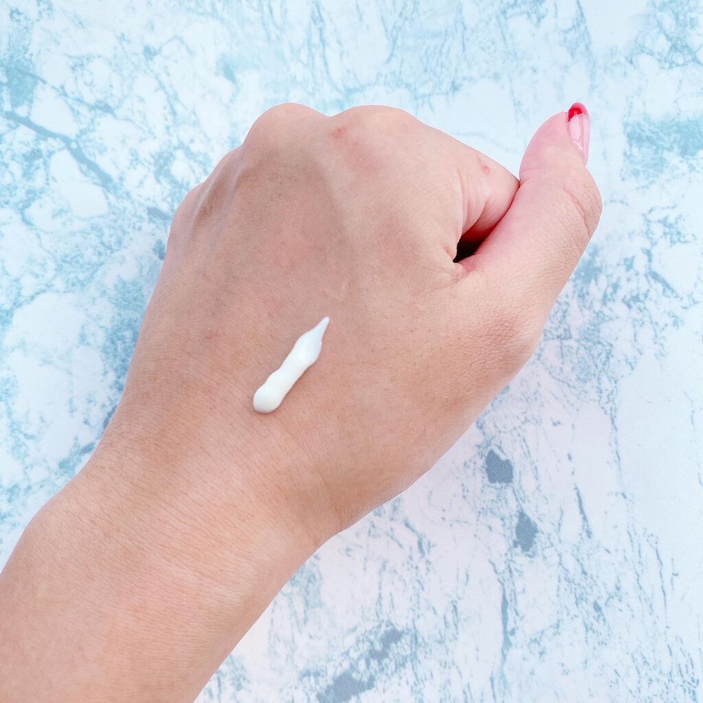 リリーフサンモイスチャライザー/HYGGEE/化粧下地を使ったクチコミ(2枚目)