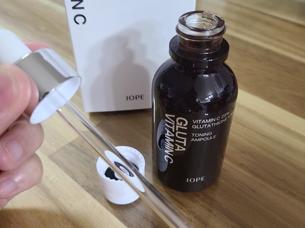 グルタ ビタミンC トーニング アンプル/IOPE/美容液を使ったクチコミ（1枚目）