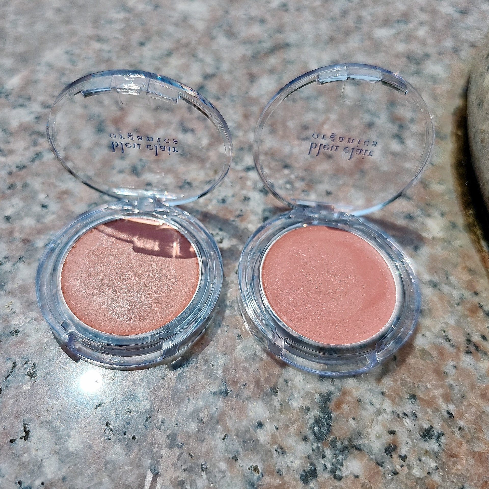 オーガニックチーク&アイカラークリーム/ブルークレール/ジェル・クリームチークを使ったクチコミ（2枚目）