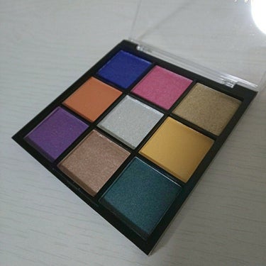 UR GLAM　BLOOMING EYE COLOR PALETTE/U R GLAM/パウダーアイシャドウを使ったクチコミ（2枚目）