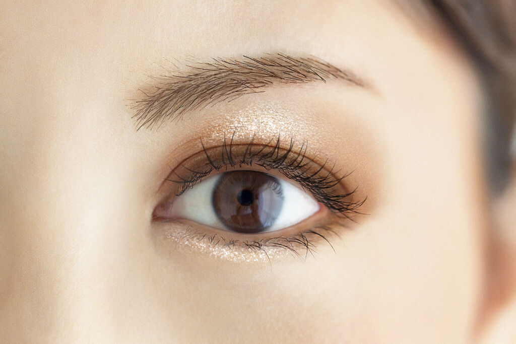 ♡春の新作アイカラー♡フォーチュン プリズッムトリク 01（クリスタルベージュ）をプレゼント♡ （3枚目）