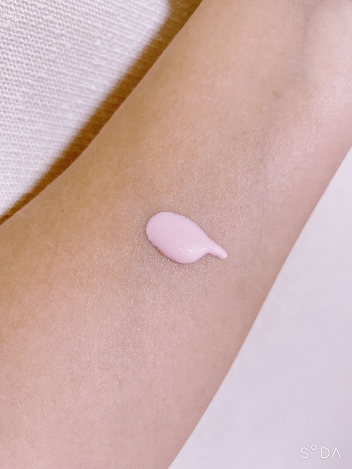 イルミネイティング セラムプライマー ミニ 03 cosmic pink/JILL STUART/化粧下地を使ったクチコミ（2枚目）