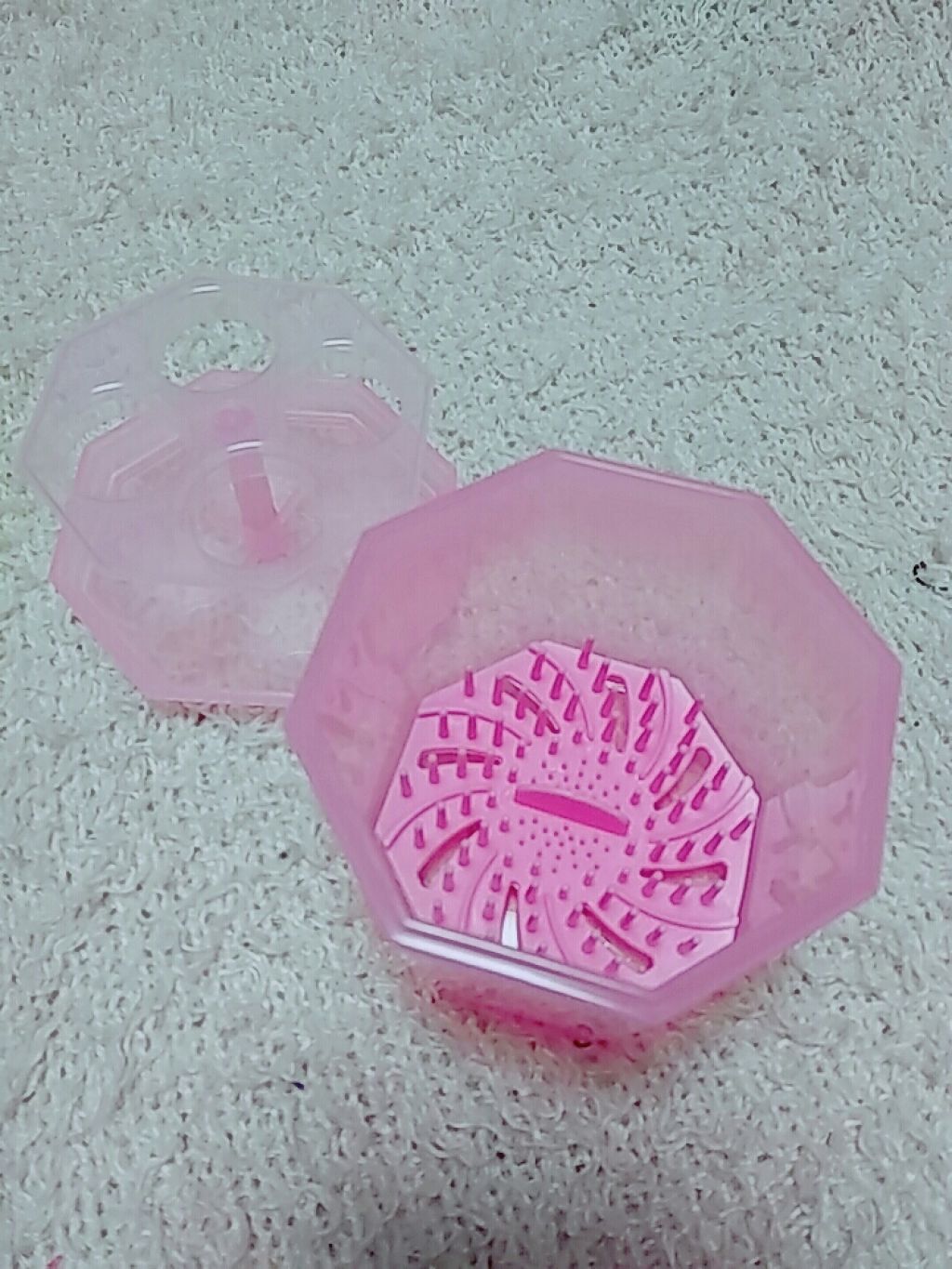 メイクブラシクリーナー/DAISO/その他化粧小物を使ったクチコミ（2枚目）