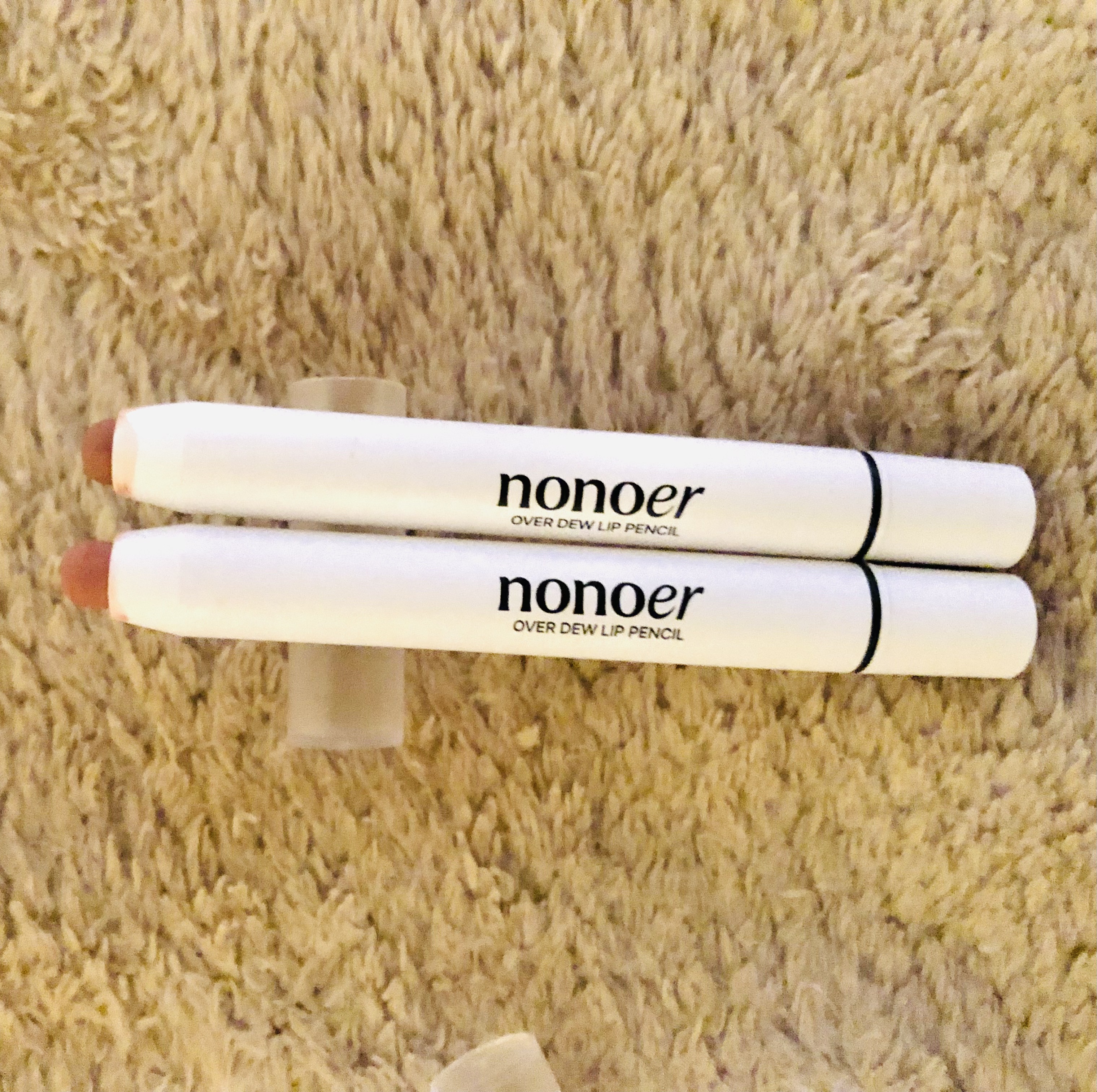 オーバーデューリップペンシル/nonoer/リップライナーを使ったクチコミ（3枚目）