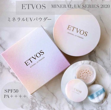 
ETVOS✧︎
#ミネラルUVパウダー

毎年春夏限定で発売されるミネラルUVシリーズの
2020バージョン✧︎
その中のパウダーです♡ 
持ち運びにはコンパクトタイプの方が良