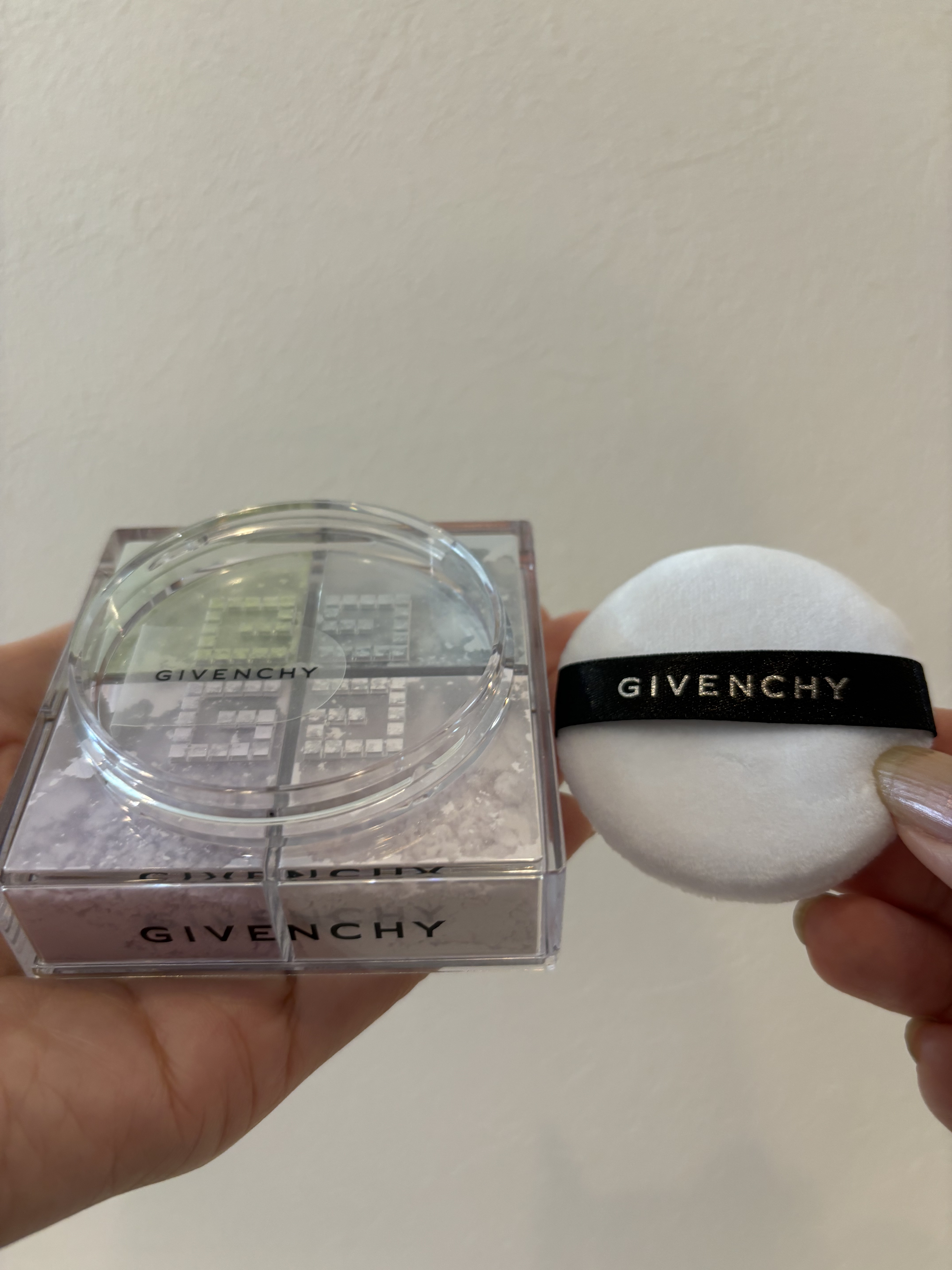 プリズム・リーブル/GIVENCHY/ルースパウダーを使ったクチコミ（2枚目）