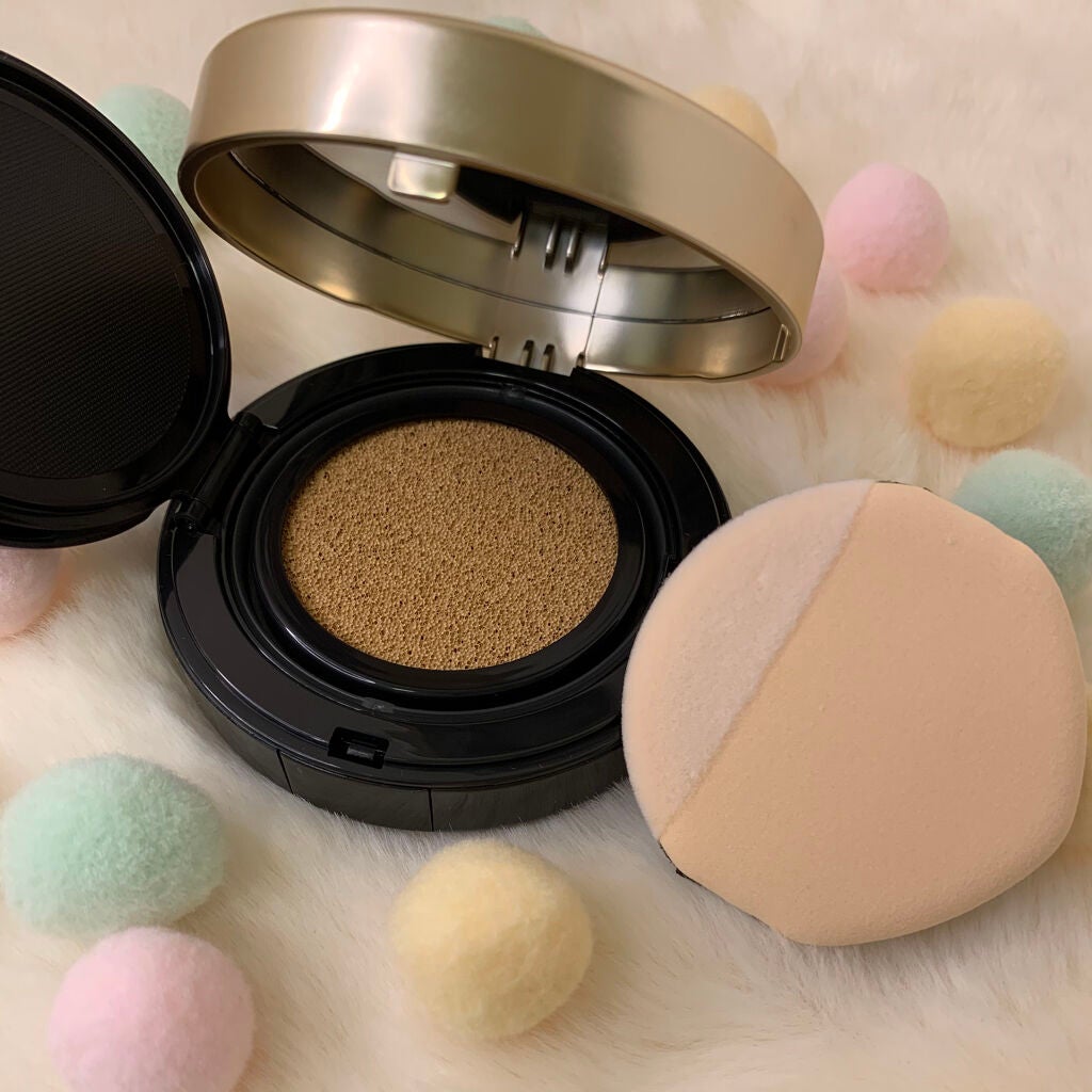 フローレス ルミエール ラディアンス パーフェクティング クッション/ローラ メルシエ/クッションファンデーションを使ったクチコミ(2枚目)