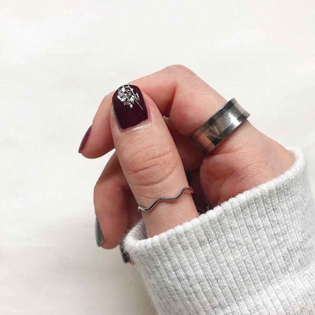 ネイルホリック パーティーフレーク/ネイルホリック/マニキュアを使ったクチコミ（2枚目）