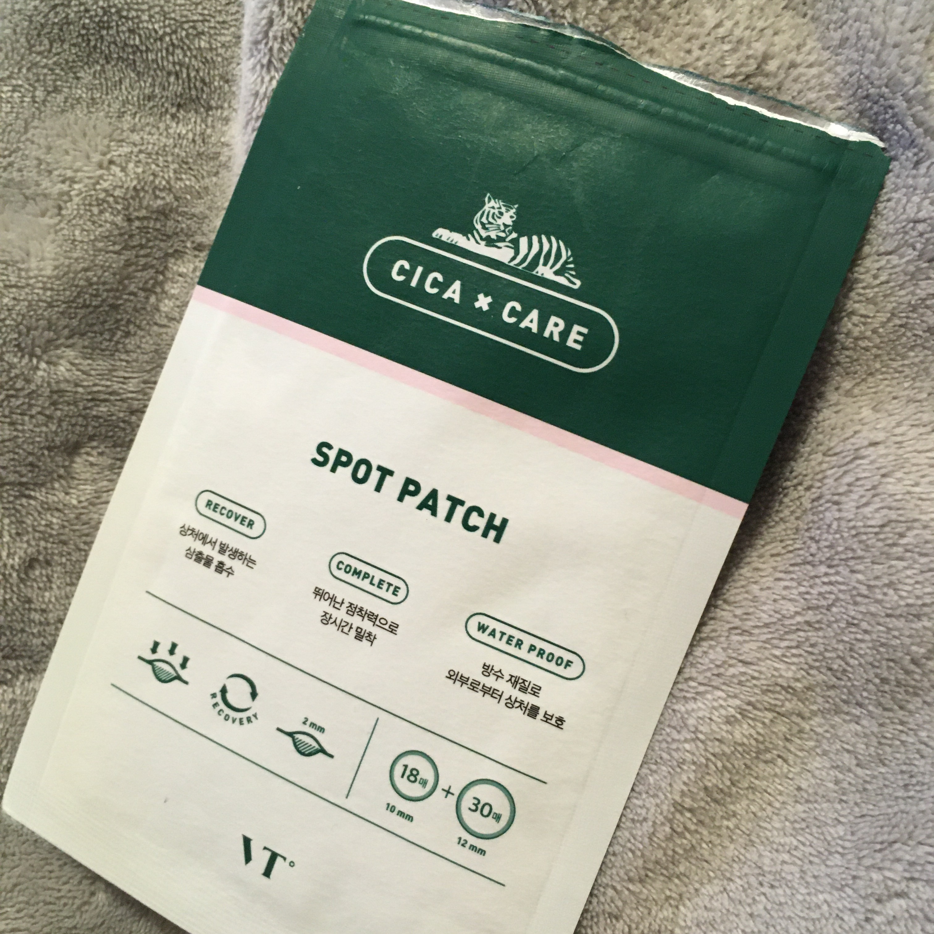 プロCICA クリアスポットパッチ/VT/その他スキンケアを使ったクチコミ（1枚目）