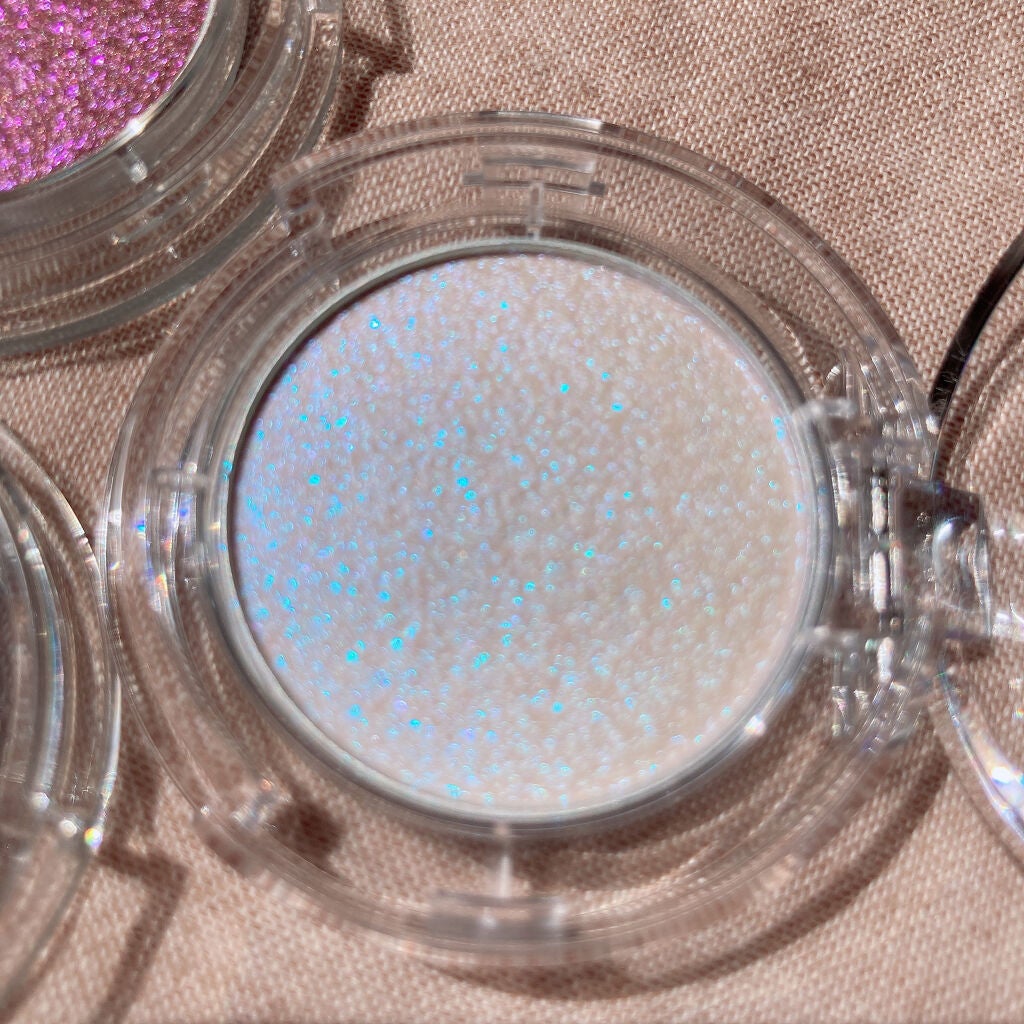 マルチグリッターカラー/ENBAN TOKYO/単色アイシャドウを使ったクチコミ(4枚目)