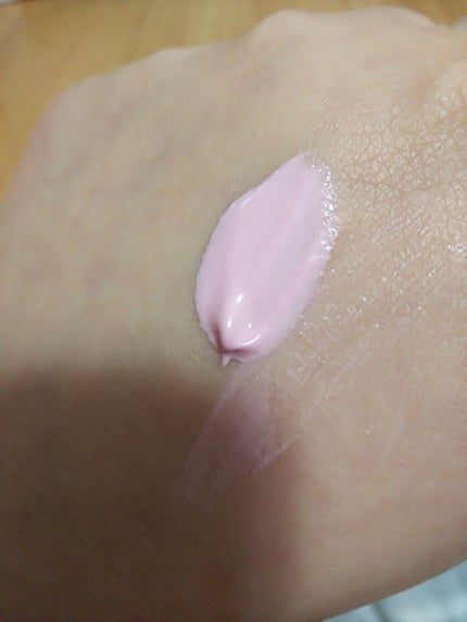 パラソーラ ネオイルミスキン UV エッセンス PK 【ネオイルミ ピンク】/パラソーラ/日焼け止め・UVケアを使ったクチコミ(2枚目)