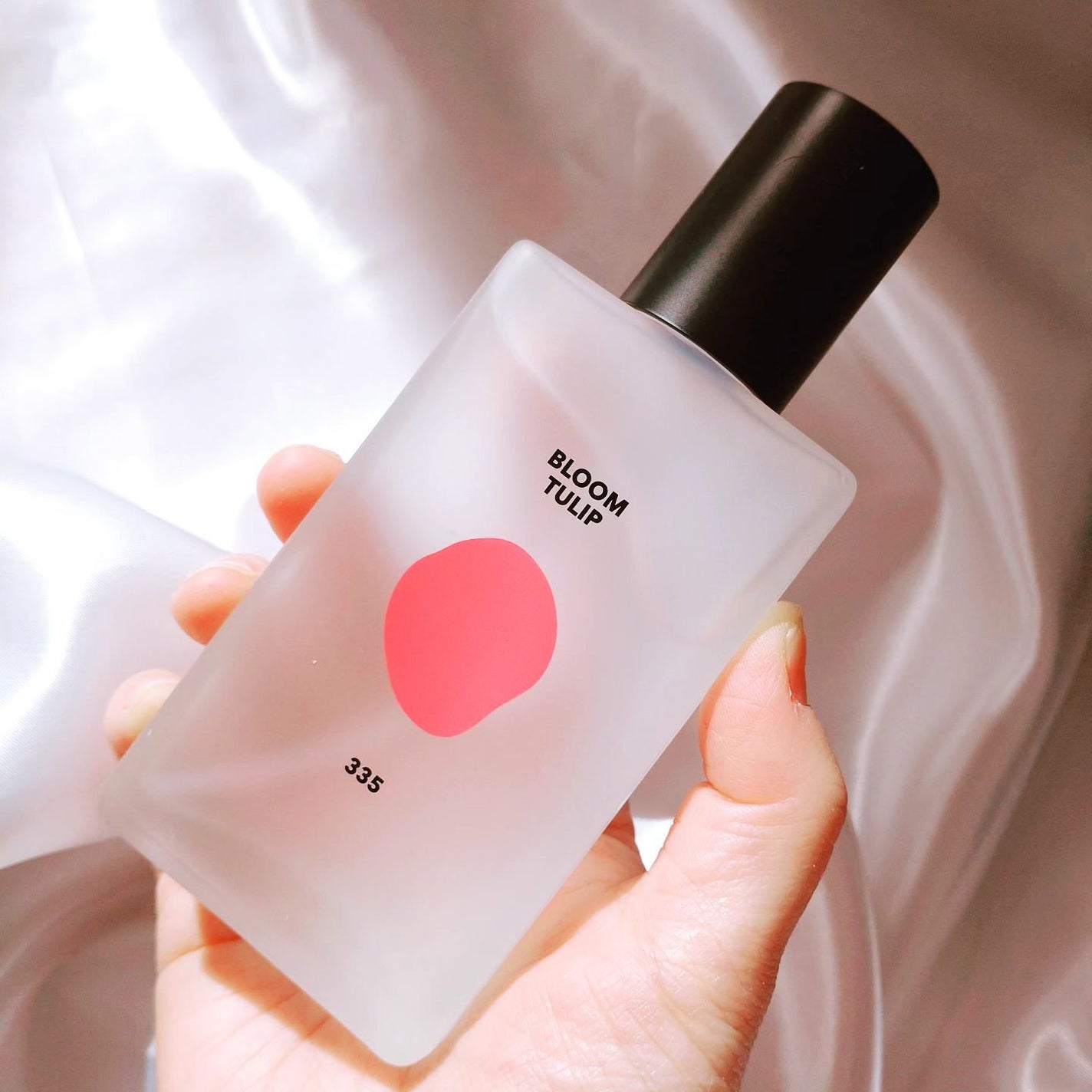 シグネチャーボディパフュームミスト BLOOM TULIP/DUFT&DOFT/香水(レディース)を使ったクチコミ(3枚目)