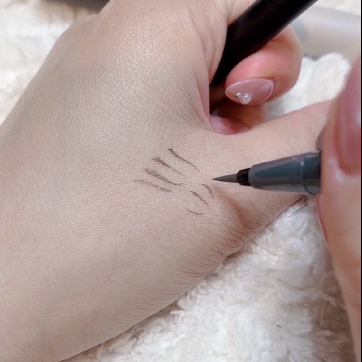 パーフェクトセッティングウォーターマスカラ/COSNORI/マスカラを使ったクチコミ（3枚目）