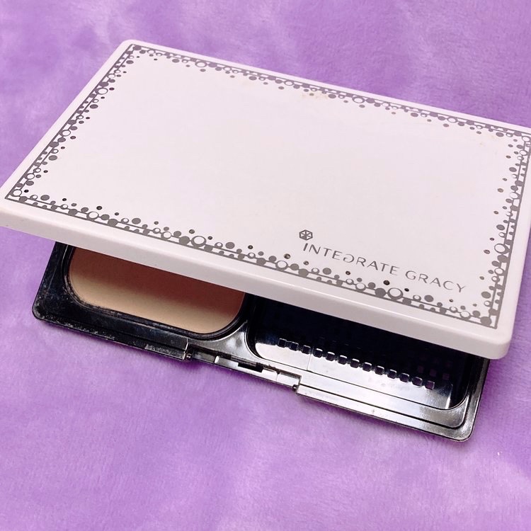 ホワイトパクトN/グレイシィ/パウダーファンデーションを使ったクチコミ（1枚目）