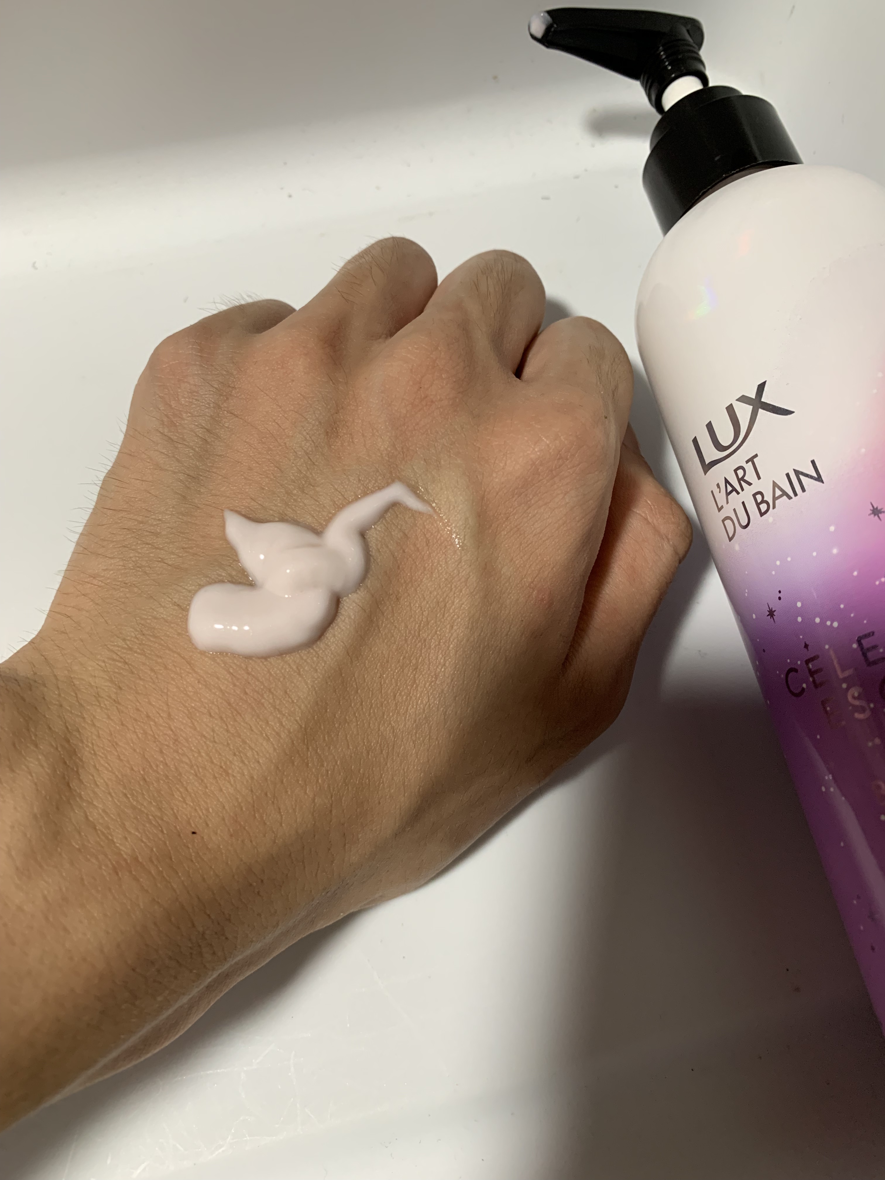 セレスティアルエスケープ ボディミルク		/LUX/ボディミルクを使ったクチコミ（3枚目）