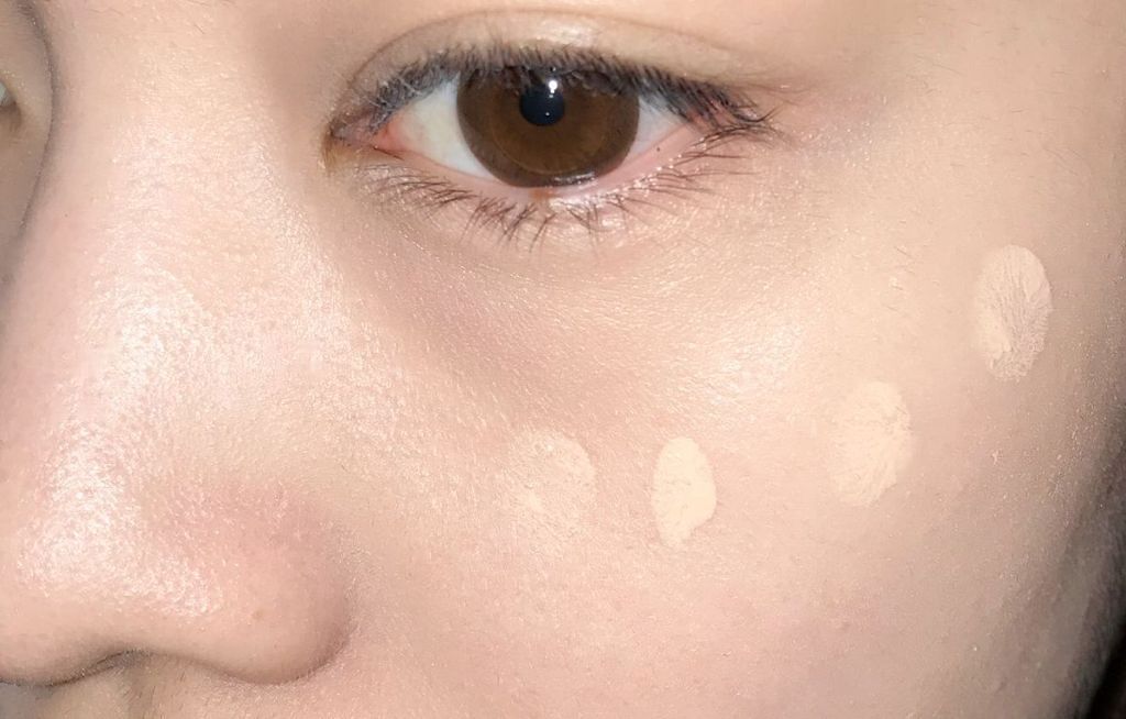 シームレスリキッドファンデーション/LB/リキッドファンデーションを使ったクチコミ(2枚目)