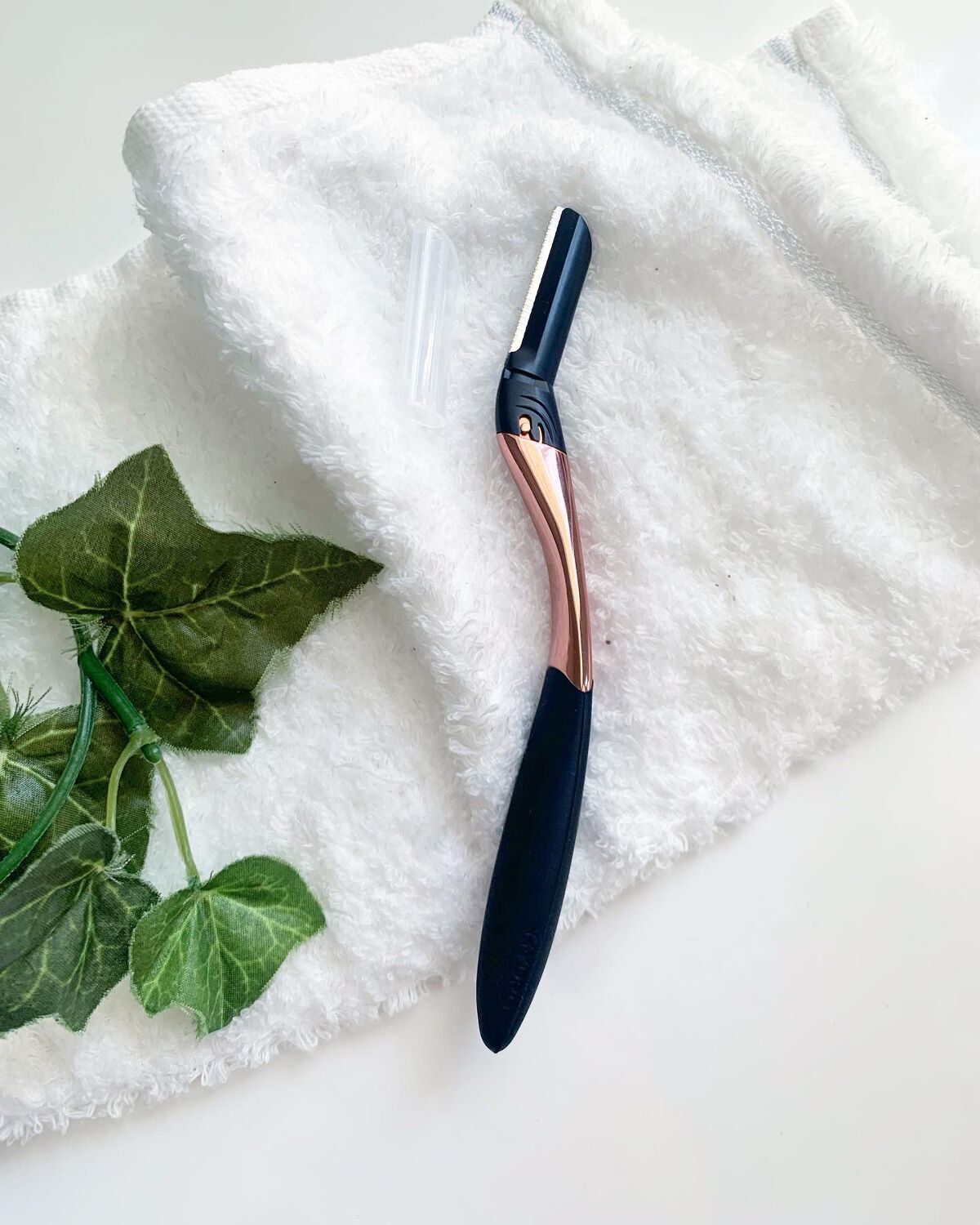 サロンプラス トーンアップ フェイススムーサー ホルダー（刃付き）/サロンプラス/シェーバーを使ったクチコミ（2枚目）