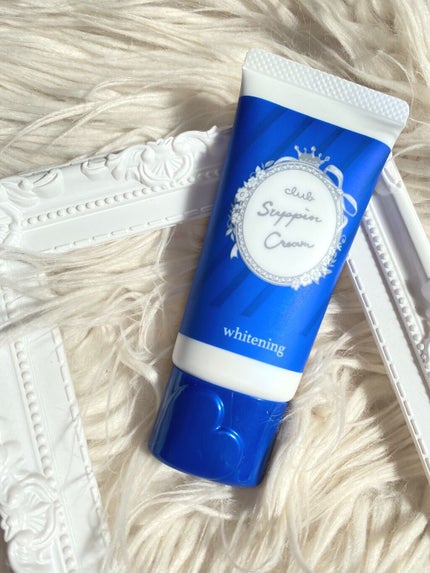 クラブ すっぴんクリーム ホワイトニングのクチコミ「\すっぴんを綺麗に見せる!🥛🐮/
《24時間使える!!美白クリーム🤍》
つけたまま寝れるトー.....」(2枚目)