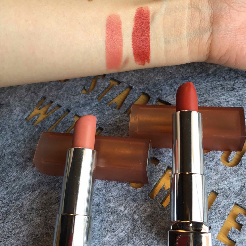 カラーセンセーショナル リップスティック C/MAYBELLINE NEW YORK/口紅を使ったクチコミ(2枚目)