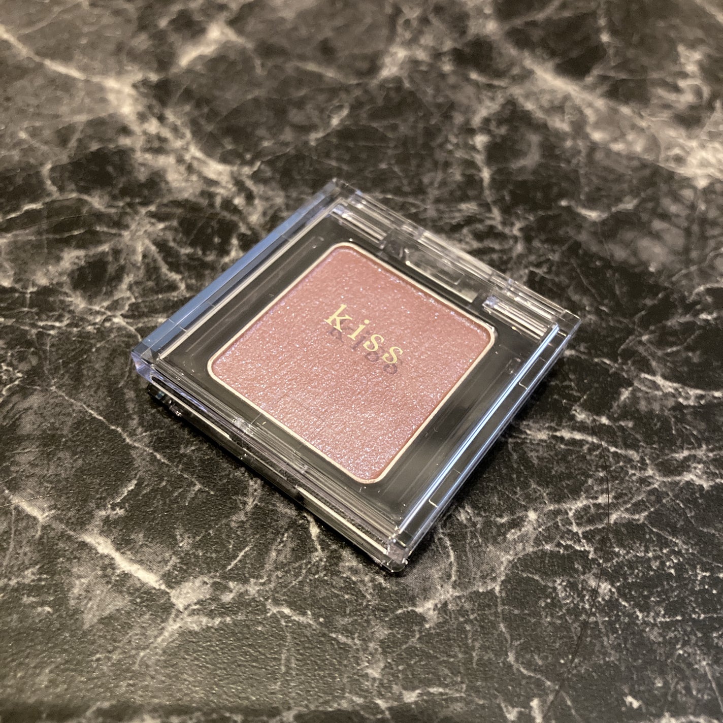 シアー グリッターアイズ/KiSS/単色アイシャドウを使ったクチコミ(1枚目)