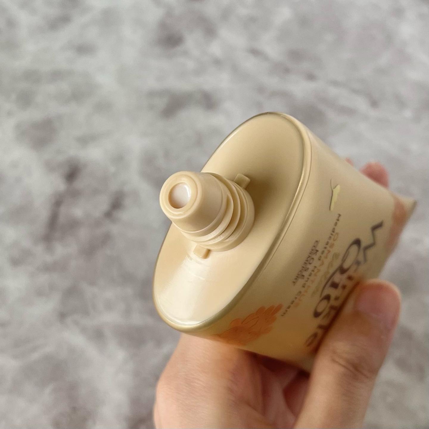 コエンリッチ　ザ　プレミアム  薬用リンクルホワイト　ハンドクリーム  金木犀の香り 【医薬部外品】/コエンリッチQ10/ハンドクリームを使ったクチコミ（3枚目）