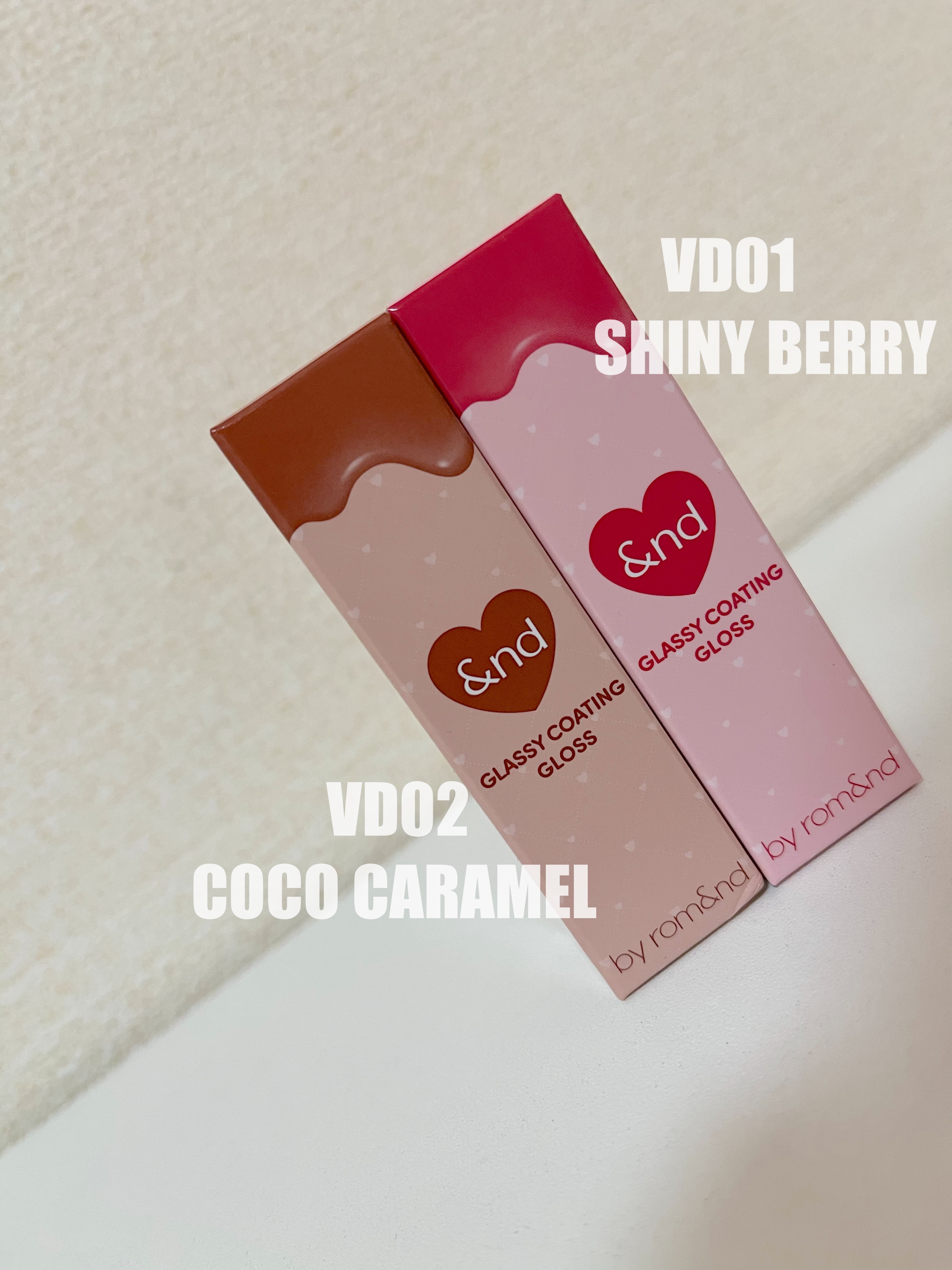 グラッシーコーティンググロス/&nd by rom&nd/リップグロスを使ったクチコミ（2枚目）