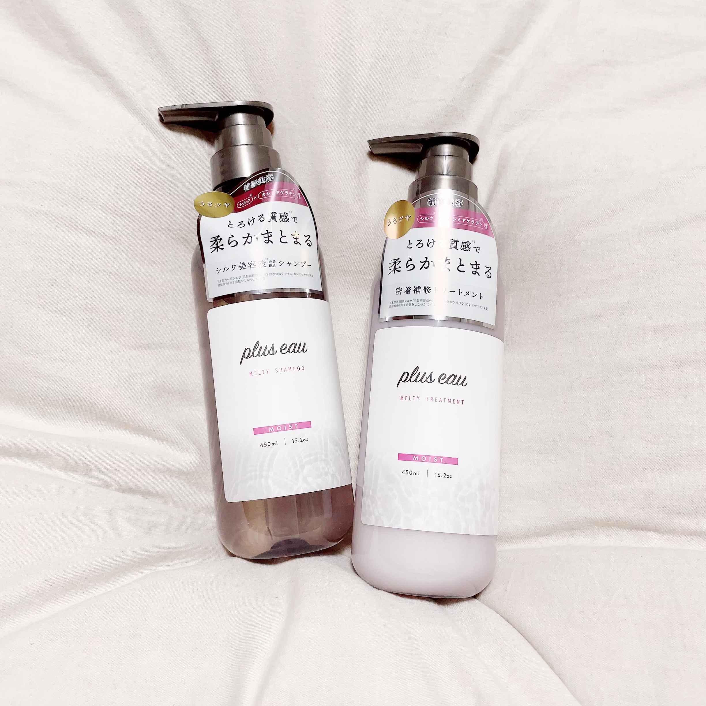 シルク美容液配合のヘアケアでとろけるような髪へ🫧


使った商品は……plus eau メルティシャンプー/メルティトリートメント♡

香りはメロウシリーズで好評だったホワイトフローラル＆ペアーの香りです🤍

シャンプーははちみつのよう