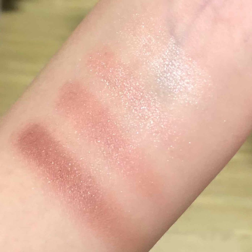 リアルクローズシャドウ/excel/アイシャドウパレットを使ったクチコミ（3枚目）