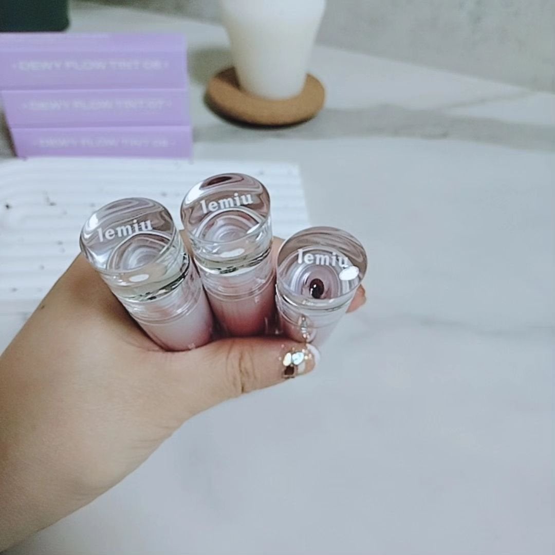 みぃ on LIPS 「lemiu(レミユ)@lemiu.jpDewyFlowTint..」(3枚目)