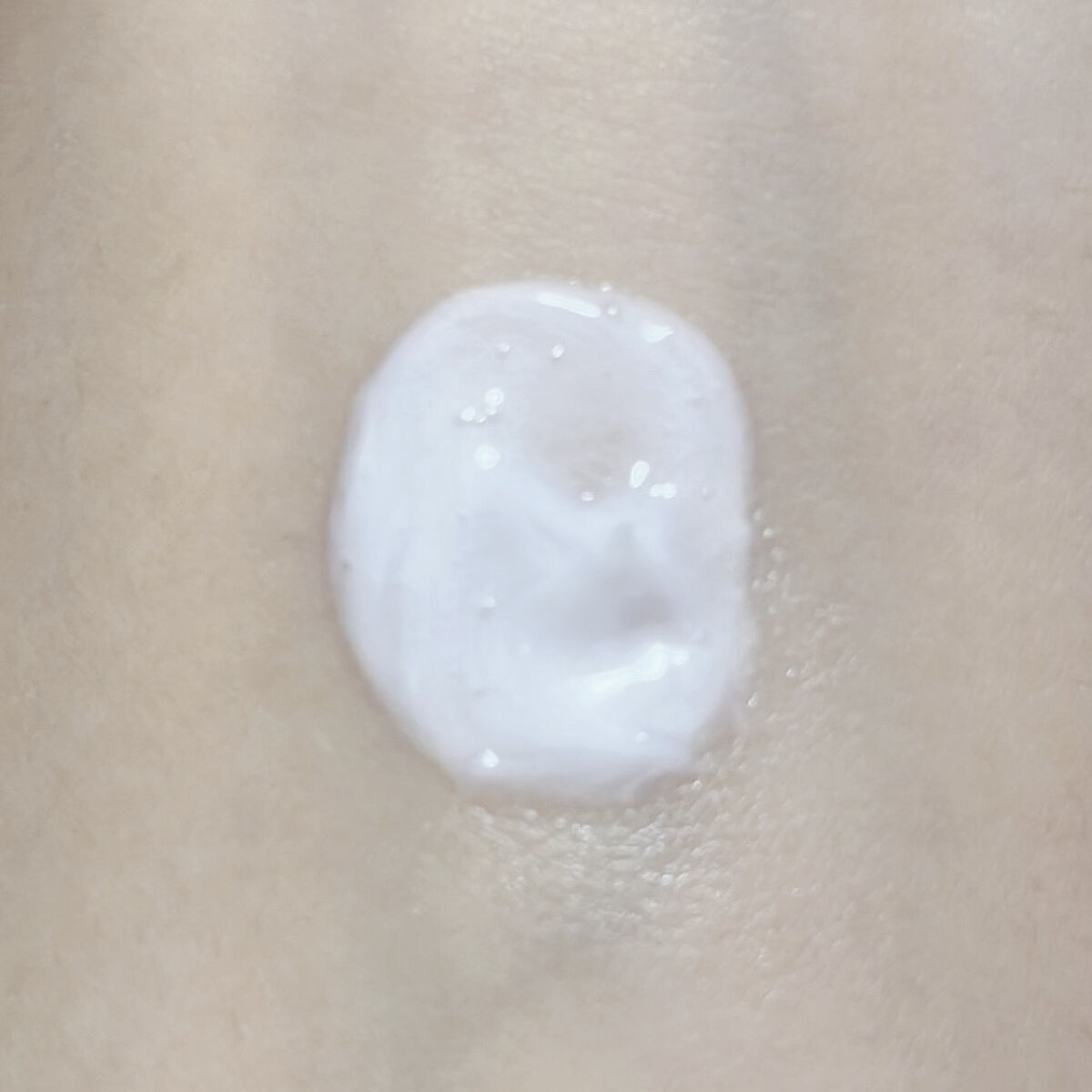 ヴァセリン アドバンスドリペア ボディローション 無香料/ヴァセリン/ボディローションを使ったクチコミ（2枚目）