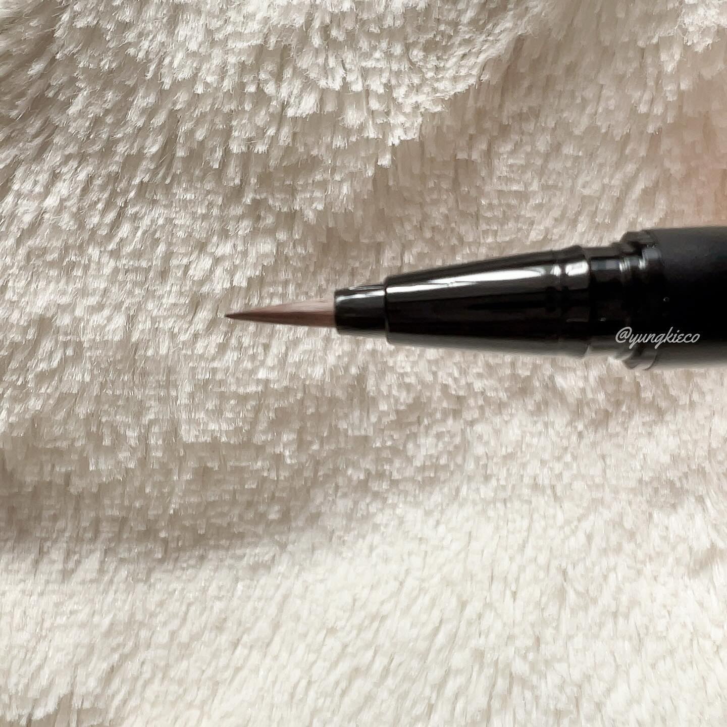 ダソダ プロフェッショナル リキッドアイライナー/DASODA/リキッドアイライナーを使ったクチコミ（2枚目）