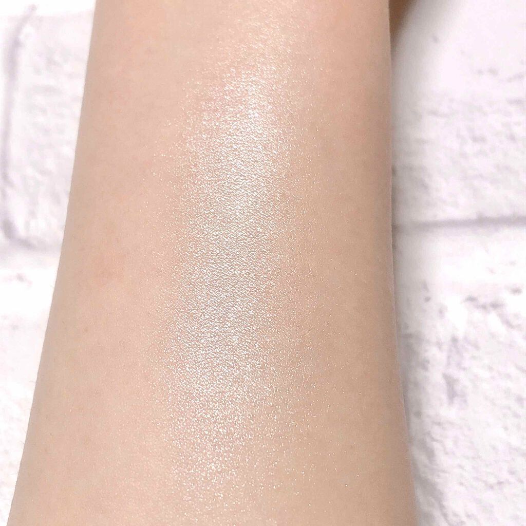 パールグロウハイライト/CEZANNE/パウダーハイライトを使ったクチコミ(3枚目)