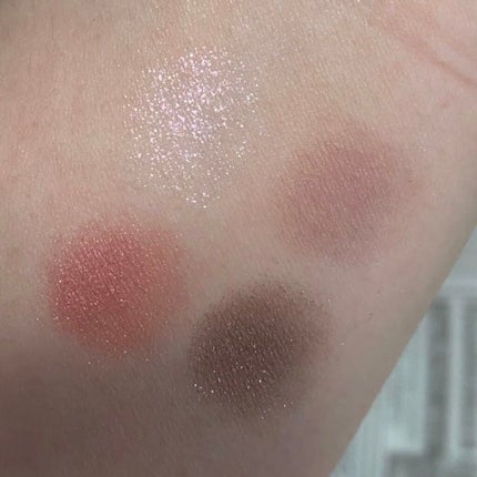 シグニチャー カラー アイズ/SUQQU/アイシャドウパレットを使ったクチコミ(2枚目)