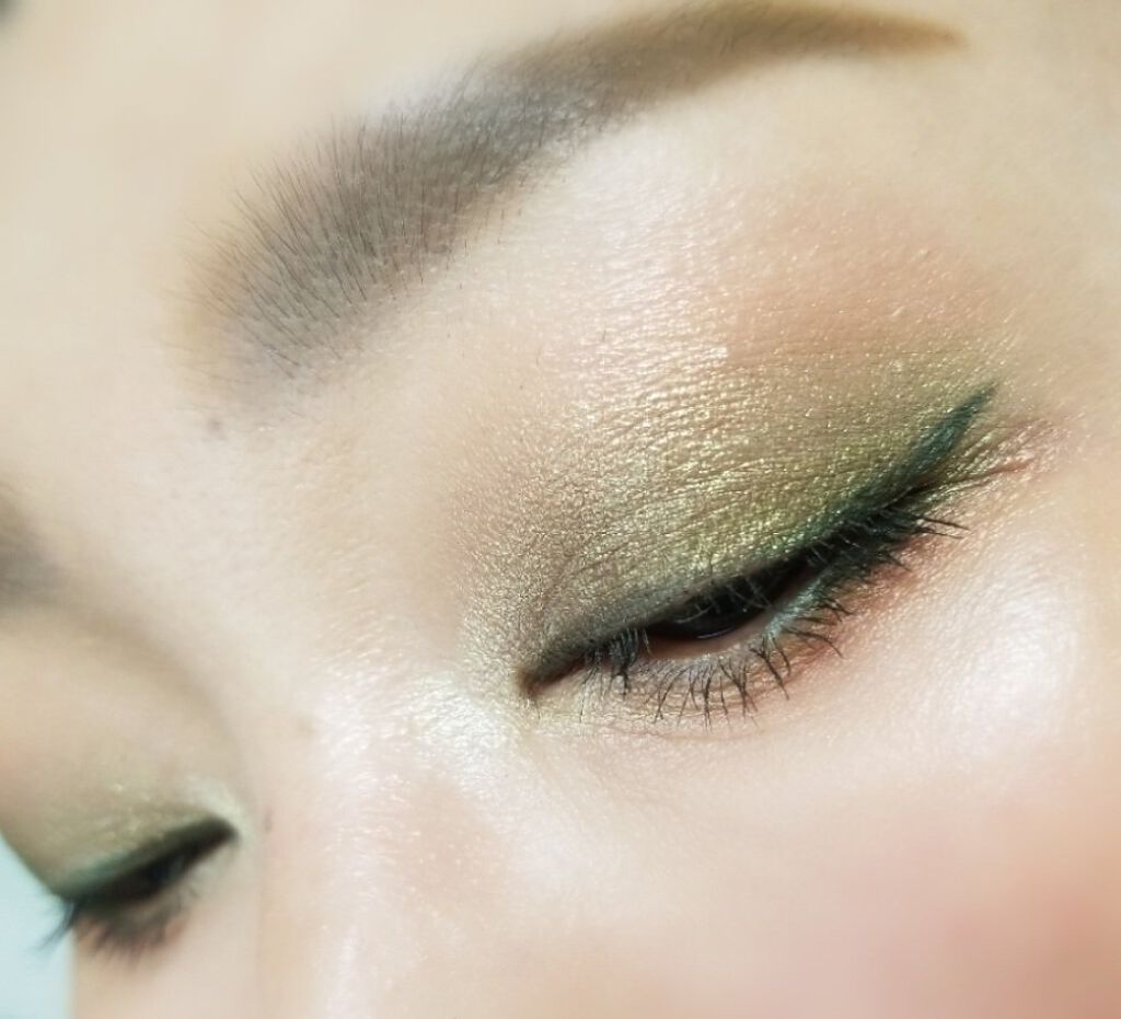 サンク クルール クチュール<バーズ オブ ア フェザー>/Dior/アイシャドウパレットを使ったクチコミ(3枚目)