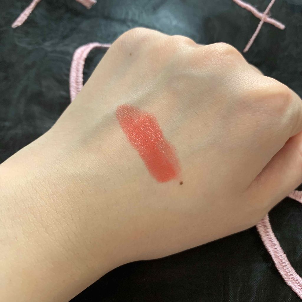 リップスティック N/PAUL & JOE BEAUTE/口紅を使ったクチコミ（2枚目）