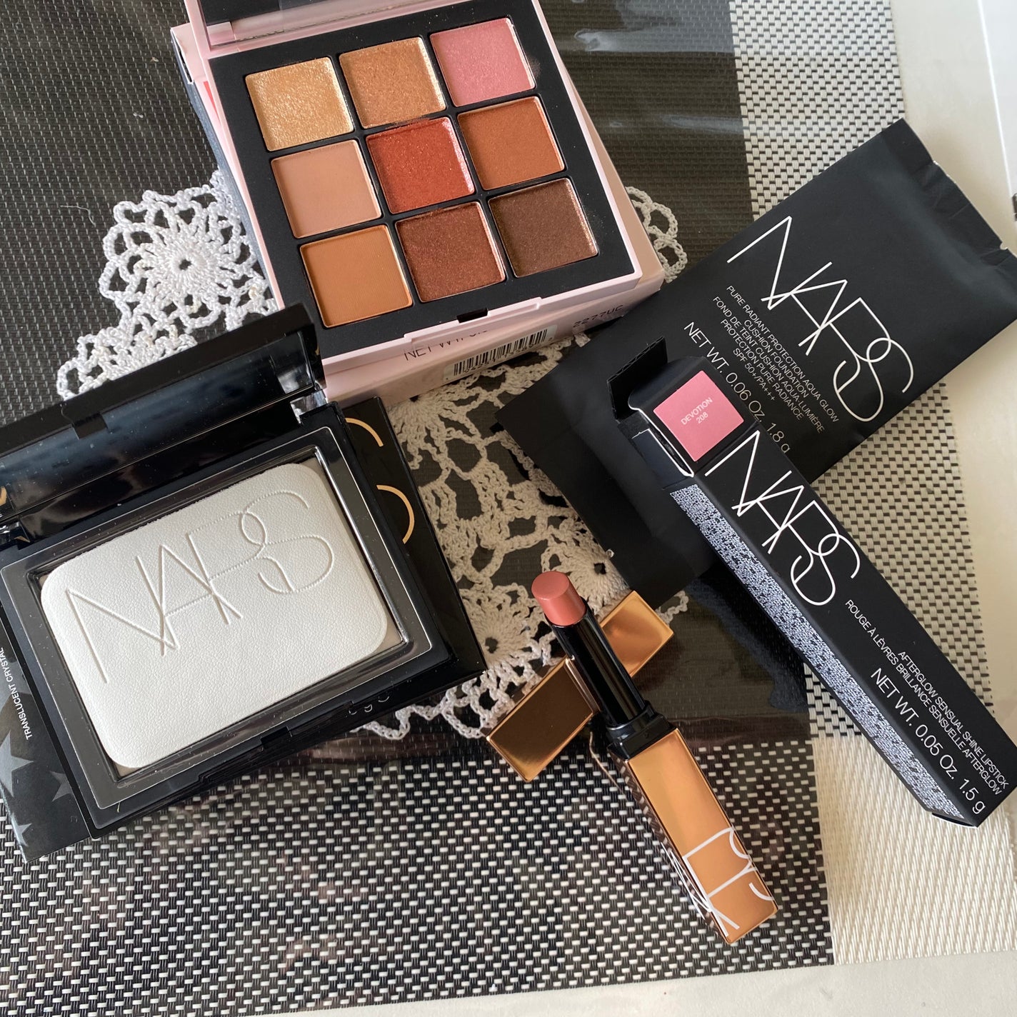ライトリフレクティングセッティングパウダー プレスト N/NARS/プレストパウダーを使ったクチコミ(2枚目)