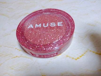 AMUSE ピンクスノウボール ハイライターのクチコミ「AMUSE
ピンクスノウボールハイライター
01TOO MUCH BEAM
手でぬるとギラ.....」(1枚目)