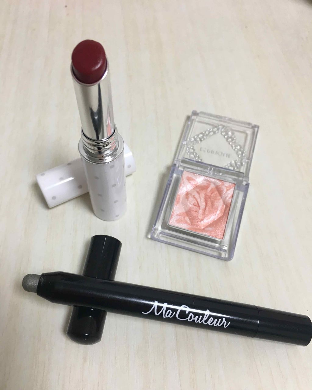 クレヨンアイシャドウ アッシュカーキ/マクレール/スティックアイシャドウを使ったクチコミ（1枚目）