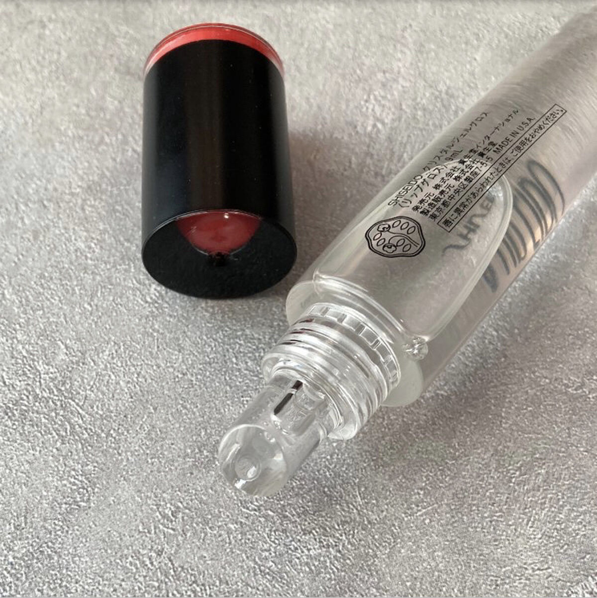 noaのクチコミ「ただの透明グロスと侮ることなかれ。

水飴のようなねっとりしたテクスチャーで、だれずに唇にぴっ.....」（2枚目）