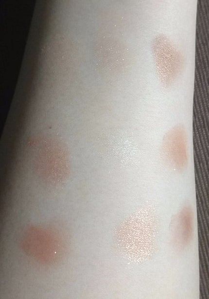 UR GLAM BLOOMING EYE COLOR PALETTE/U R GLAM/アイシャドウパレットを使ったクチコミ(2枚目)