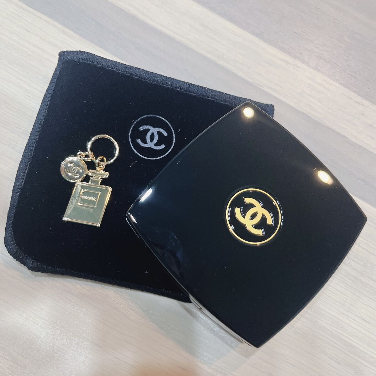 限定ジェル・クリームアイシャドウ】デュオ ルミエール｜CHANELの