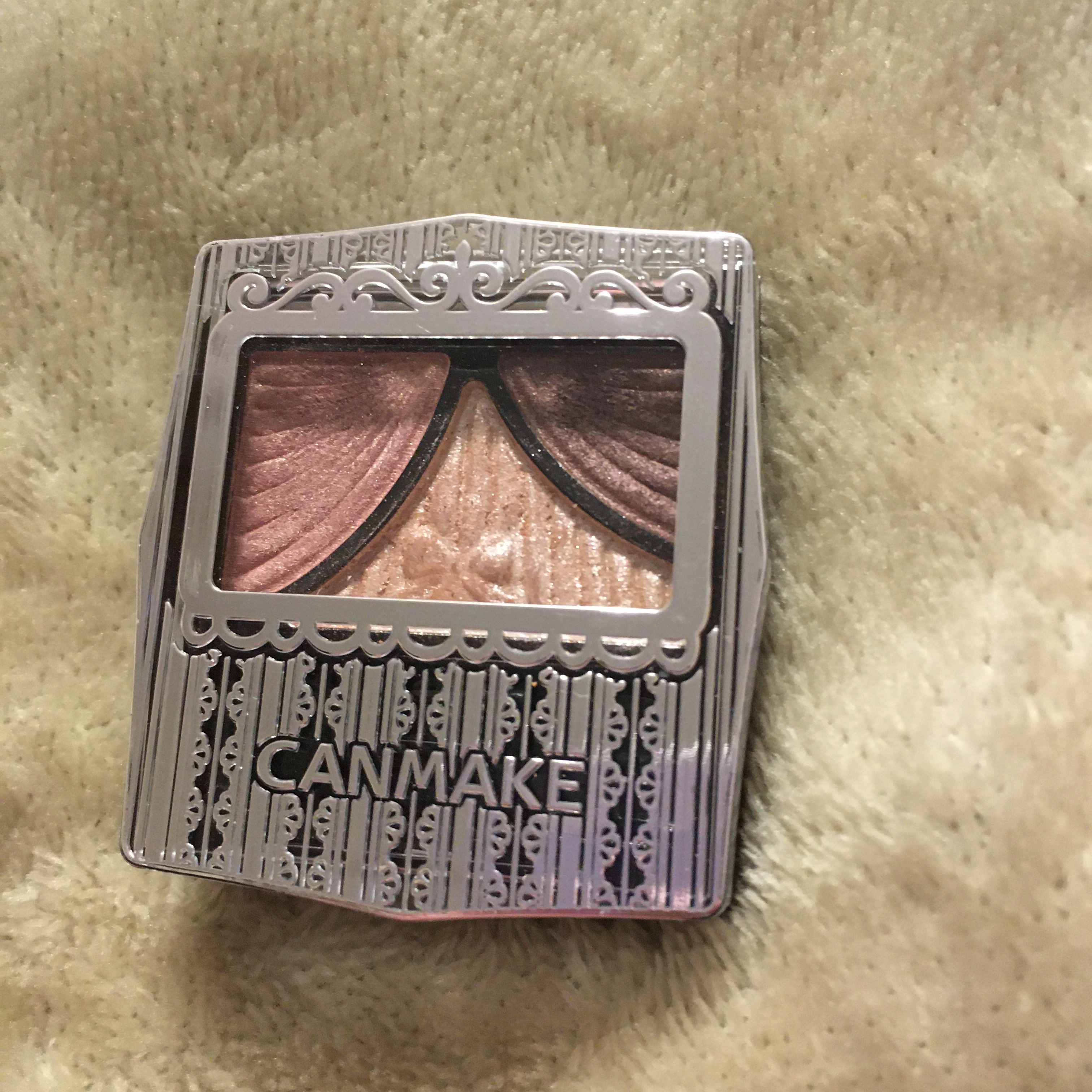 ジューシーピュアアイズ/キャンメイク/アイシャドウパレットを使ったクチコミ（1枚目）