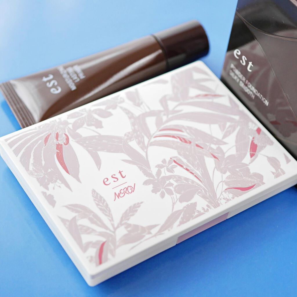 限定コンパクトケース&プライマーセット/est/メイクアップキットを使ったクチコミ(1枚目)