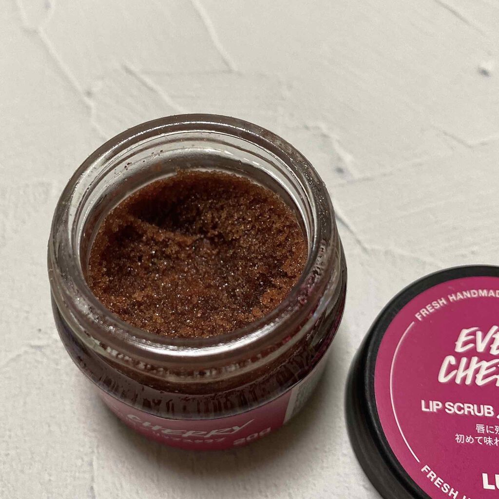 イヴズ フルーツ/ラッシュ/リップケアを使ったクチコミ（2枚目）