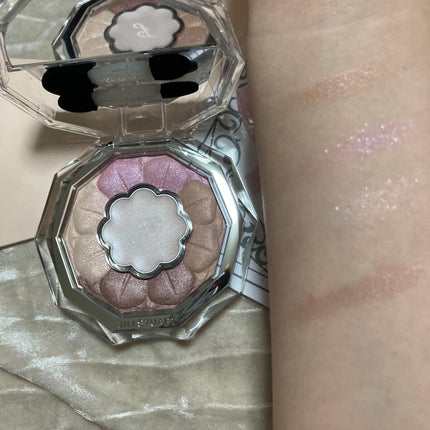 ジルスチュアート ブルームクチュール アイズ/JILL STUART/アイシャドウパレットを使ったクチコミ(2枚目)