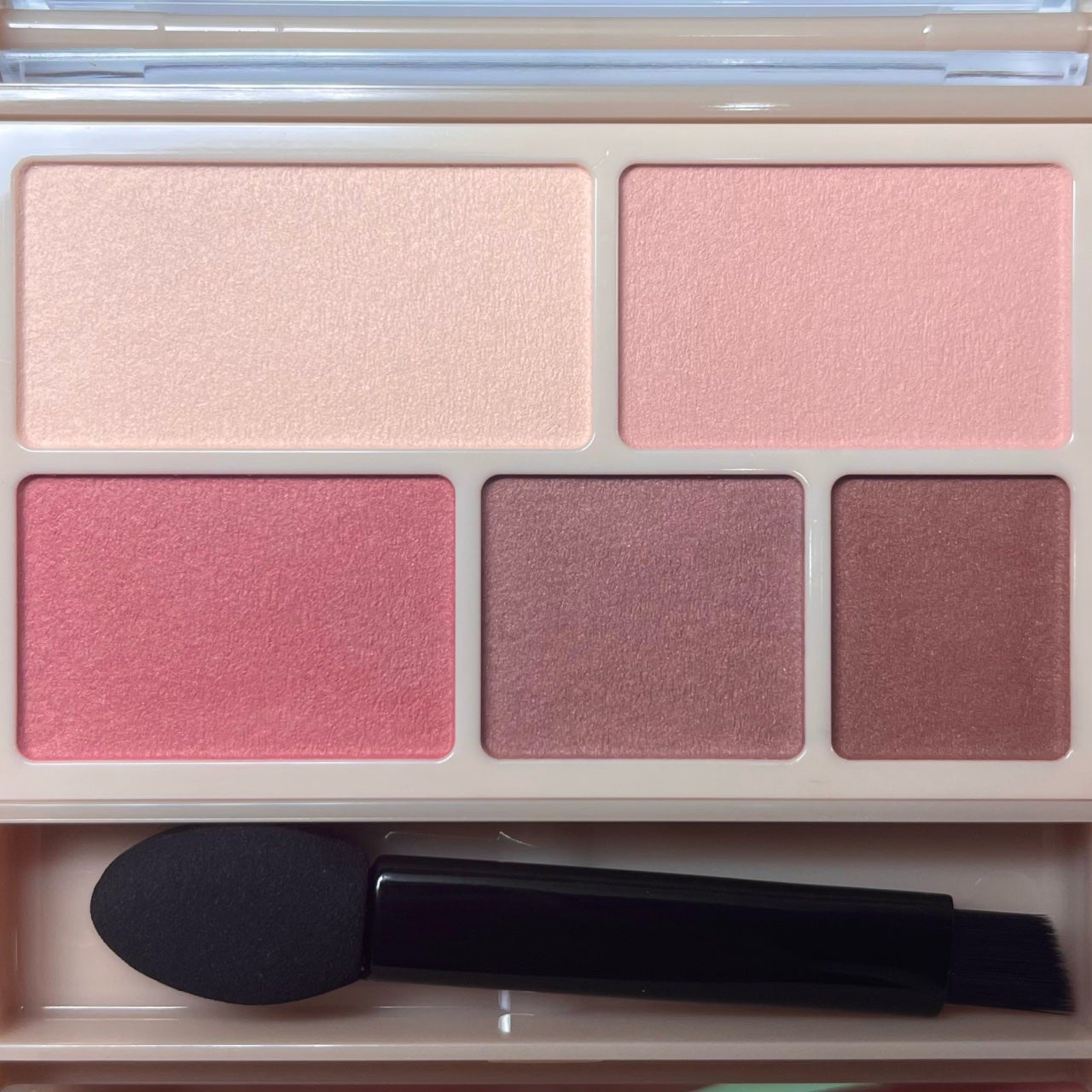 パーフェクトマルチアイズ/キャンメイク/アイシャドウパレットを使ったクチコミ(2枚目)