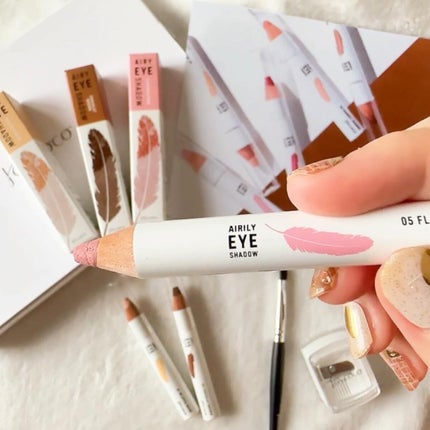 ジョイココ エアリーアイシャドウ/Joy.coco(ジョイココ)/単色アイシャドウを使ったクチコミ(5枚目)