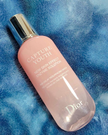 Dior カプチュール ユース エンザイム ソリューション〈化粧水〉

前回載せたカプチュールシリーズの美容液を買った際に相性がいいということで購入しました。
これは美容液の浸透を良くすると言うことだっ