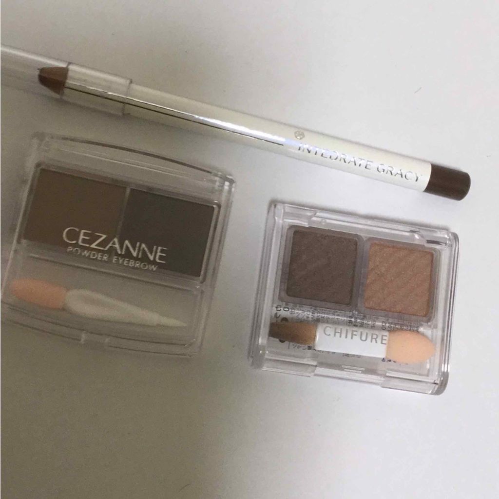 ぁぉぃ on LIPS 「パウダー付きのアイブローは高いしすぐ無くなるので、ペン➕アイシ..」(1枚目)