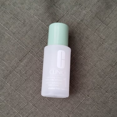 CLINIQUE クラリファイング ローション 1.0のクチコミ「#使い切り CLINIQUE クラリファイング ローション 1.0  ミニサイズ

LINEの.....」（1枚目）